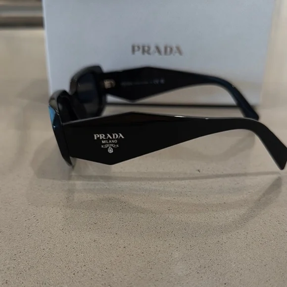 Never worn still in box Prada sunglasses OPEN BOX*- Prada sunglasses black. | eBay main image 2